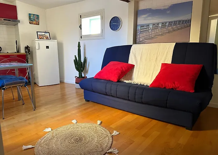 Daire Vieux - Hyper Centre - Mezzanine - & Soleil