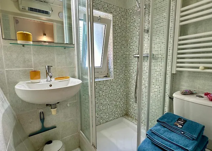 Daire Vieux - Hyper Centre - Mezzanine - & Soleil *