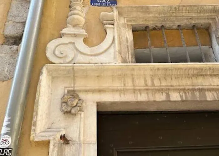 Vieux - Hyper Centre - Mezzanine - & Soleil * Nice